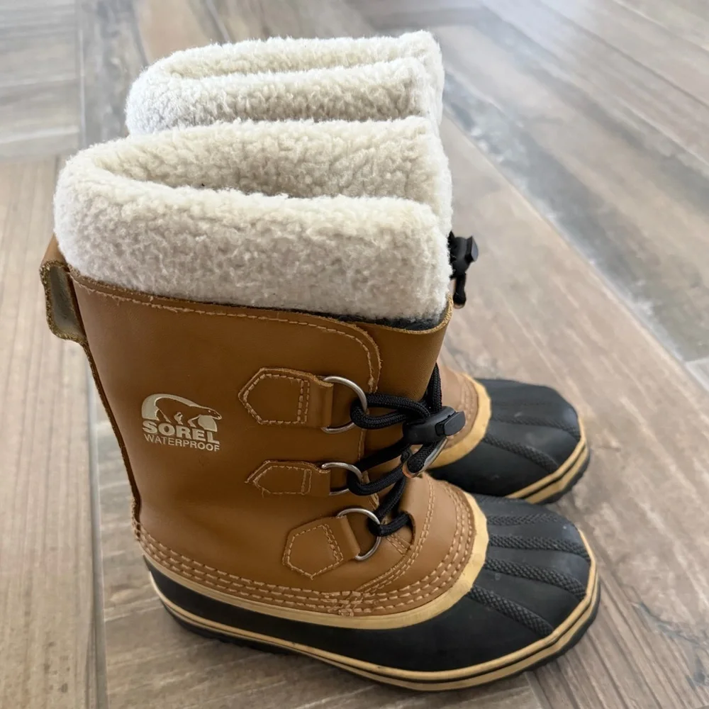SOREL YOOT PAC BOOT KIDS size 13